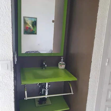 Marina Apartment *